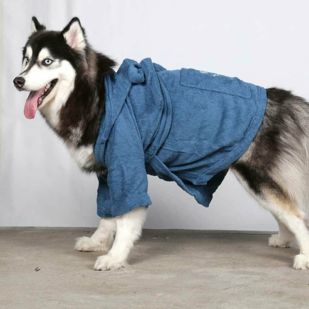Hundebekleidung von DoggyDolly für große Hunde - blauer Bademantel